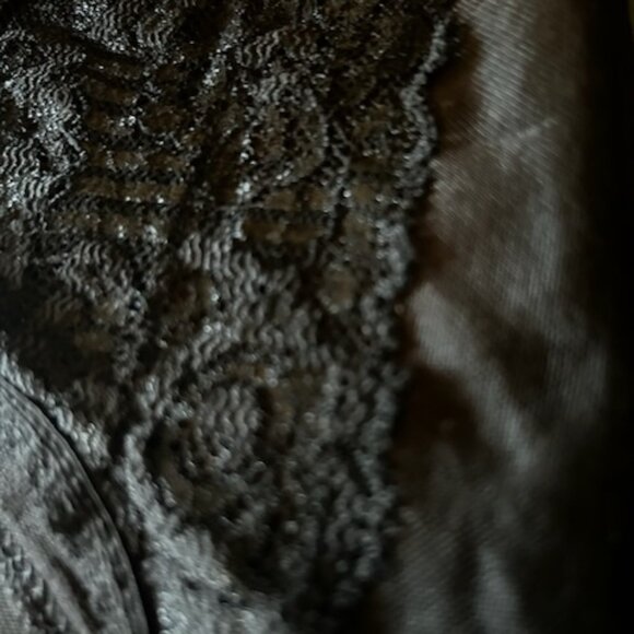 NWOT Cuddl Duds Super Soft Softech Square Neck Black Camisole With Lace Trim - Picture 5 of 8